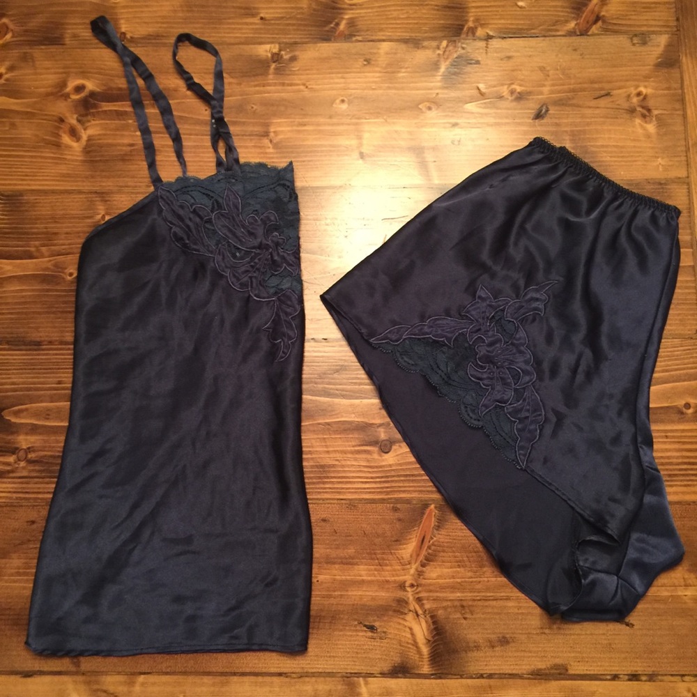 Vintage Saks Fifth Avenue Natori nighty set